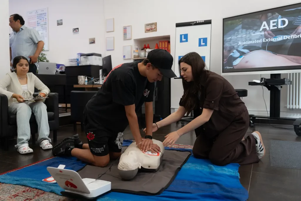 Cours de premiers secours pour le permis à Genève